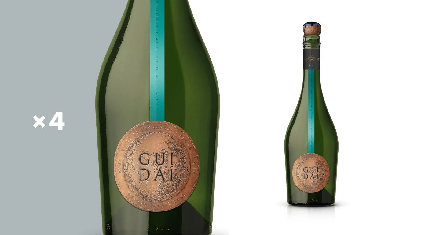 Ruta de Guidaí con medallón cobrizo y detalle turquesa sobre botella de espumante.