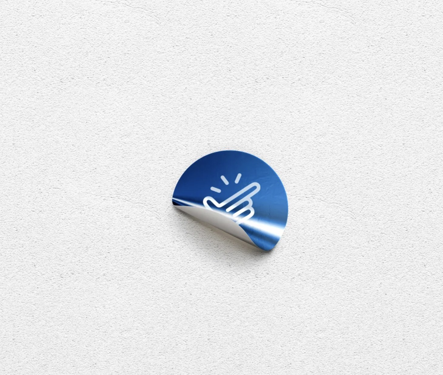 Tazón blanco de Eureka Labs sobre fondo azul con mensaje tipográfico