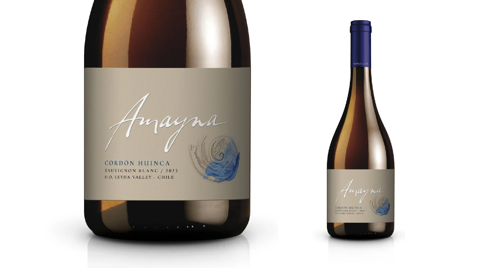 Primera propuesta de botella Amayna Cordón Huinca con etiqueta en tonos terrosos y caracol azul.