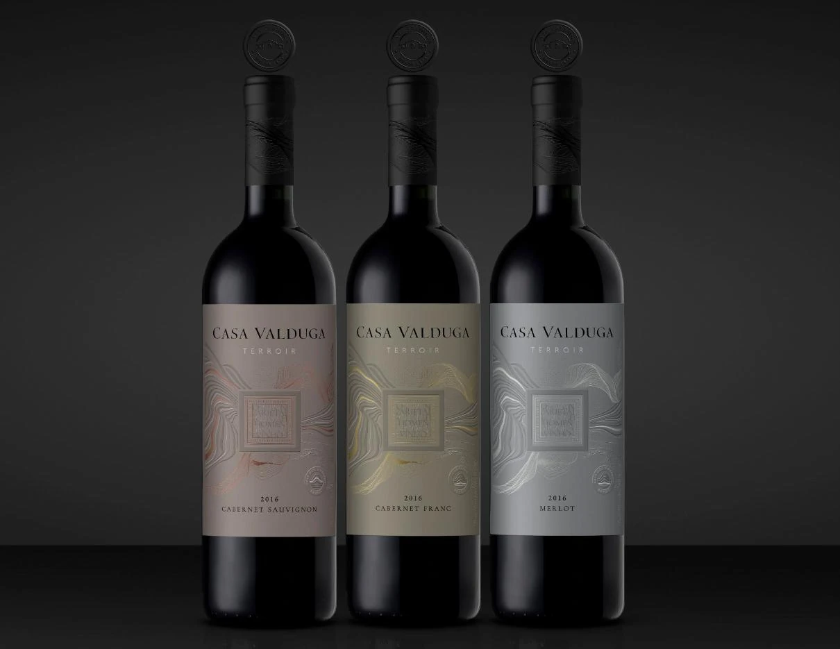Segunda ruta de refinamiento de Casa Valduga Terroir aplicada a tres botellas.
