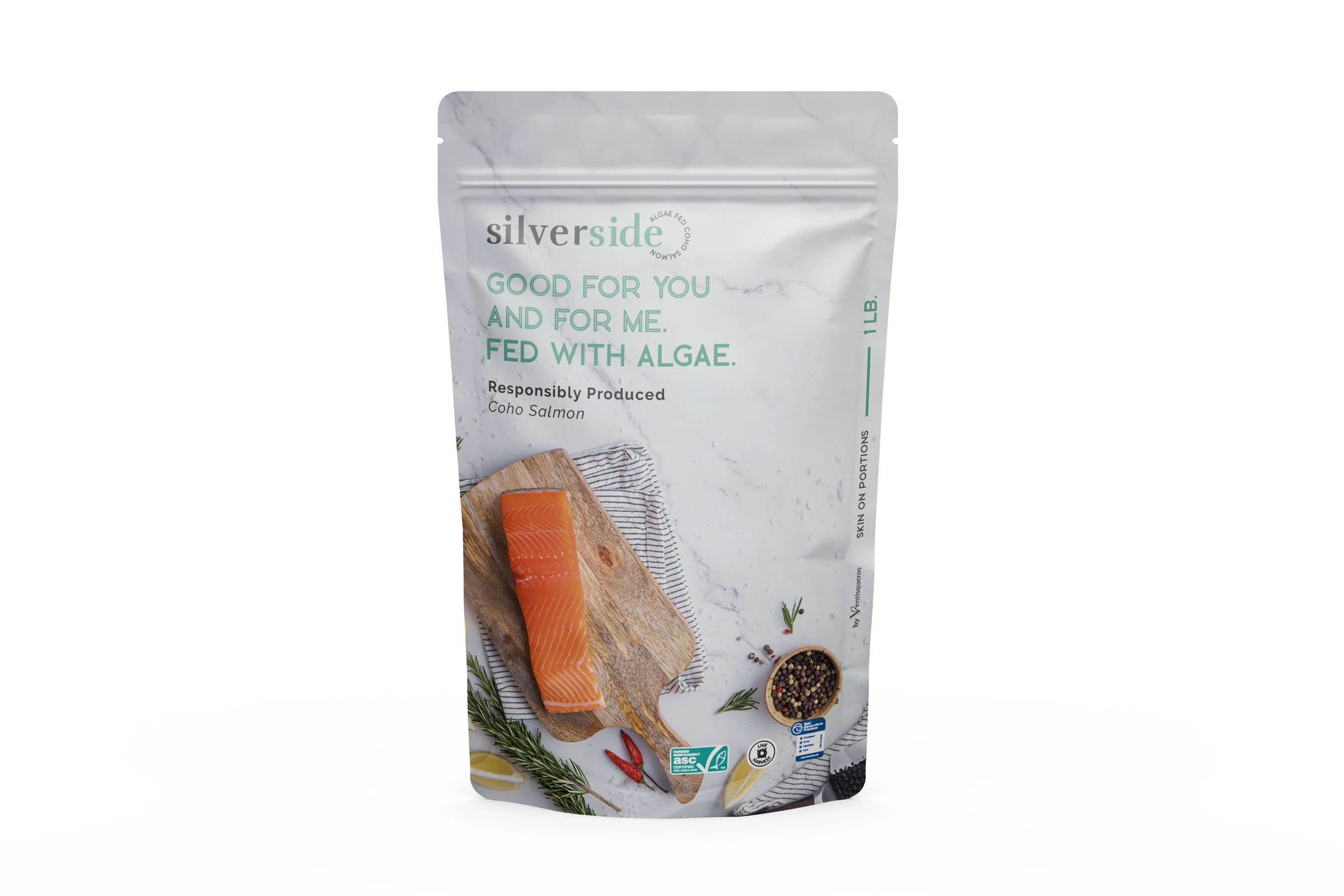 Doypack claro Silverside con porción de salmón visible.